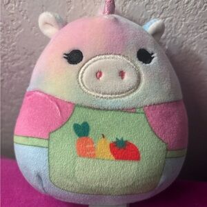 Squishmallow plushie Esmeralda from the Heroes collection